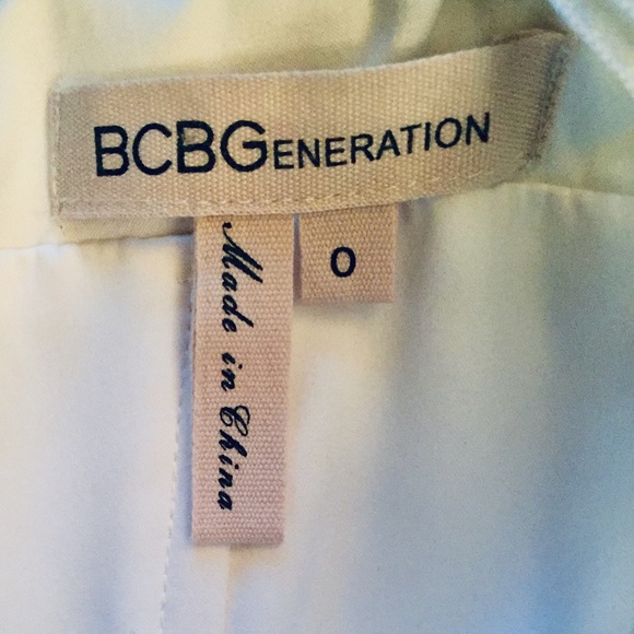 BCBGeneration Strapless Pleated Origami Dress - Sateen White - Size 0 - Picture 14 of 16